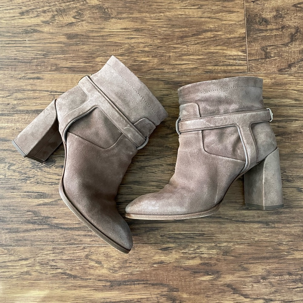 Chloe booties